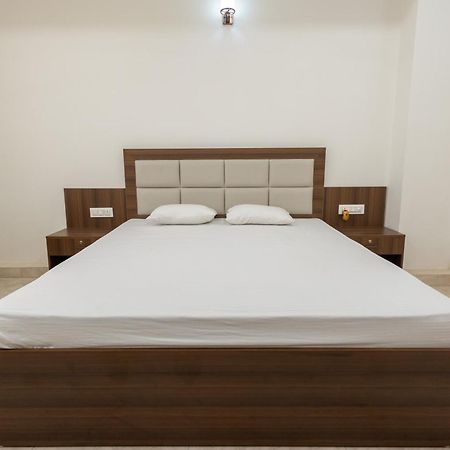 Maryada Maitri Resort -100 Rooms & 3 Banquets Siliguri Bagian luar foto