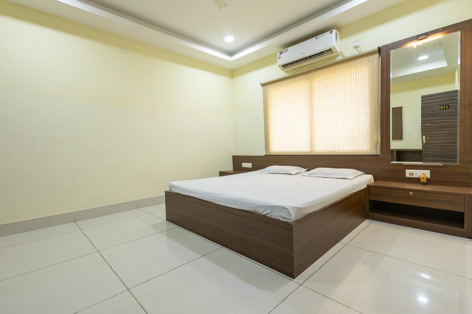 Maryada Maitri Resort -100 Rooms & 3 Banquets Siliguri Bagian luar foto