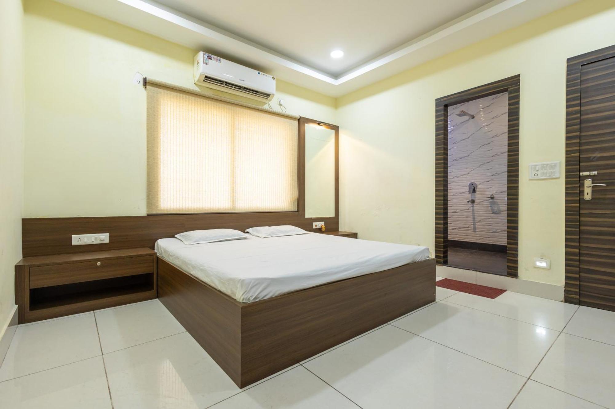 Maryada Maitri Resort -100 Rooms & 3 Banquets Siliguri Bagian luar foto